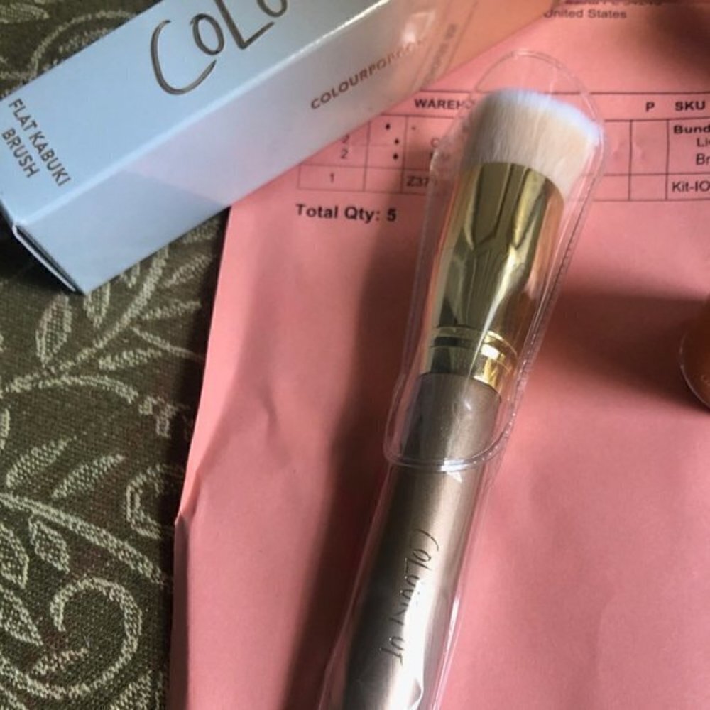 ColourPop CHAMPAGNE BUBBLES Highlighter and BRUSH - Picture 2 of 4